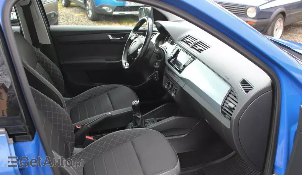 SKODA Fabia 