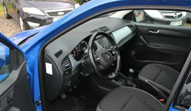 SKODA Fabia 