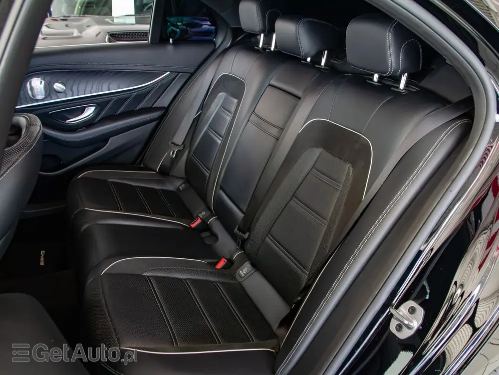 MERCEDES-BENZ Klasa E AMG 63 S 4Matic+ AMG Speedshift MCT-9G