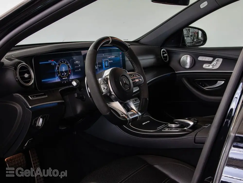 MERCEDES-BENZ Klasa E AMG 63 S 4Matic+ AMG Speedshift MCT-9G