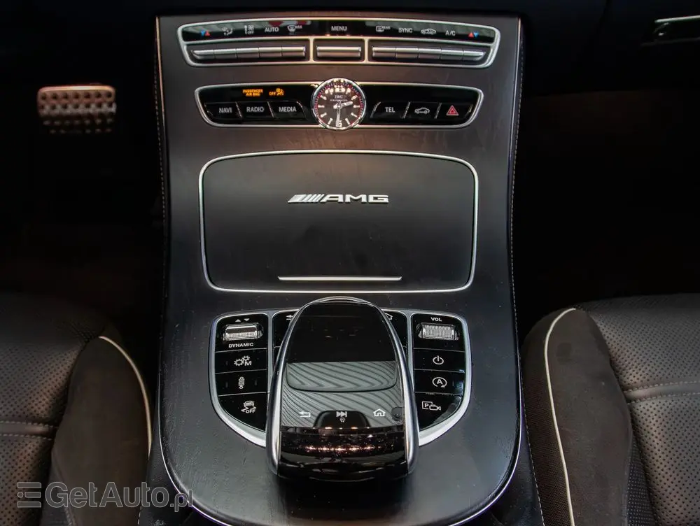 MERCEDES-BENZ Klasa E AMG 63 S 4Matic+ AMG Speedshift MCT-9G