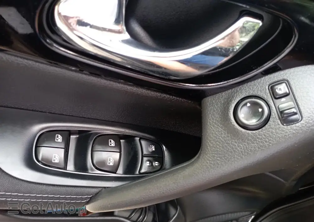 NISSAN Qashqai 1.6 DIG-T Acenta