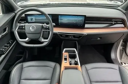 SSANGYONG/KGM Torres 