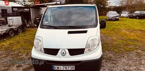 RENAULT Trafic 