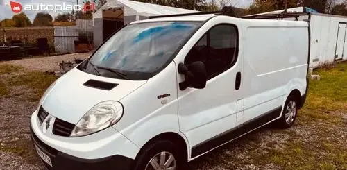 RENAULT Trafic 