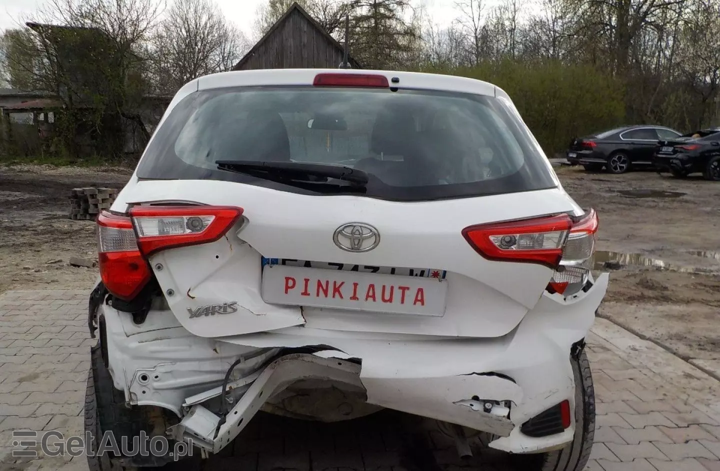 TOYOTA Yaris 1.0 Premium