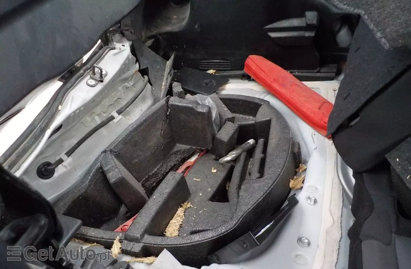 TOYOTA Yaris 1.0 Premium