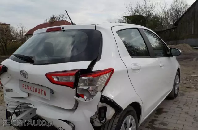 TOYOTA Yaris 1.0 Premium