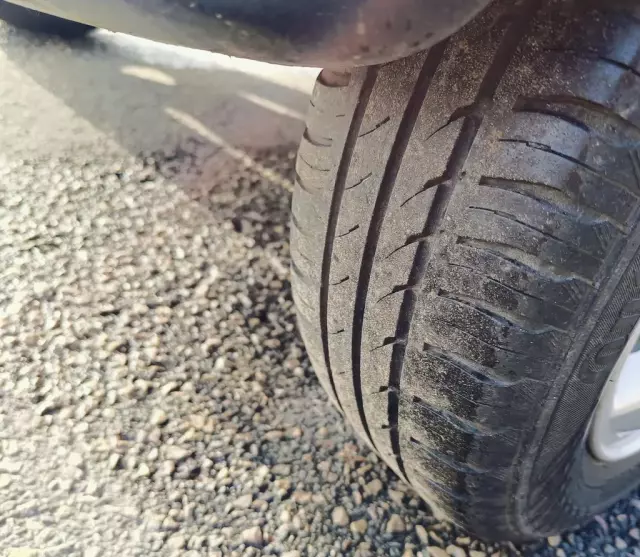 OPEL Corsa 1.2 16V (75 KM)