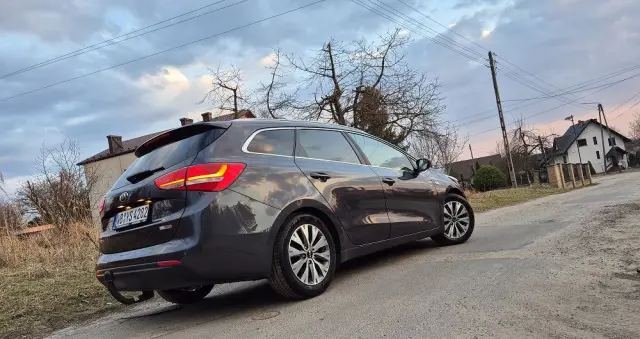 KIA Ceed 1.6 GDI ISG Spirit