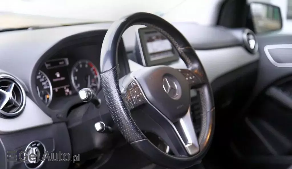 MERCEDES-BENZ Klasa B 