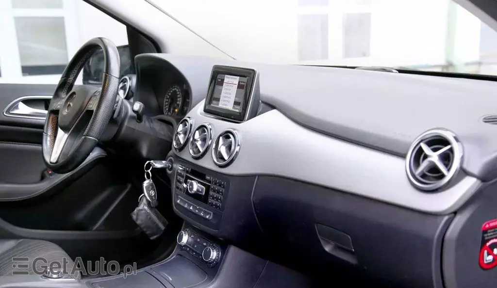 MERCEDES-BENZ Klasa B 