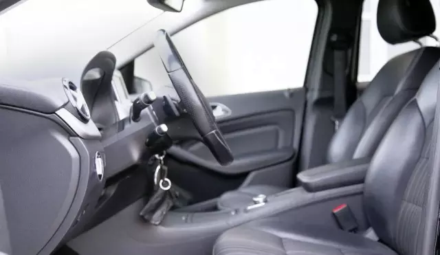 MERCEDES-BENZ Klasa B 