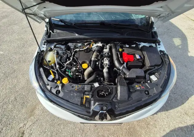 RENAULT Clio BLUE dCi 85 BUSINESS EDITION