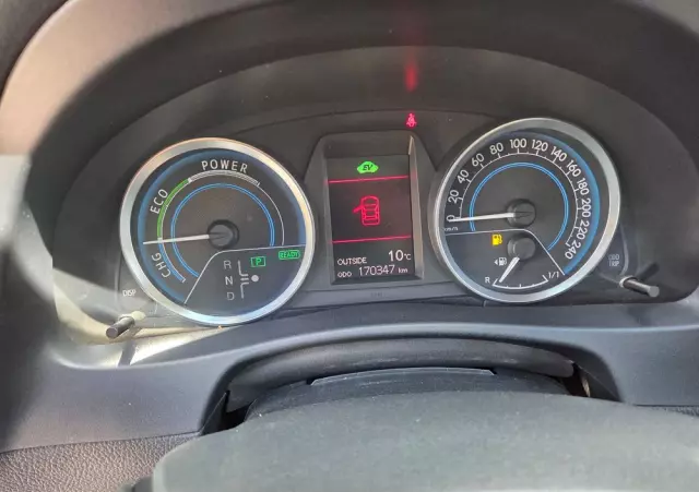 TOYOTA Auris Hybrid 135 Dynamic