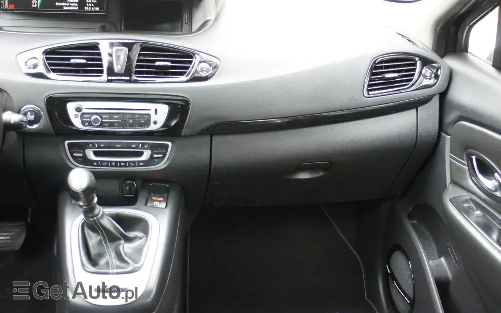 RENAULT Grand Scenic Energy dCi 110 S&S Bose Edition