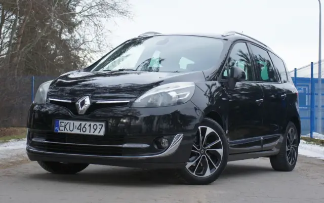RENAULT Grand Scenic Energy dCi 110 S&S Bose Edition
