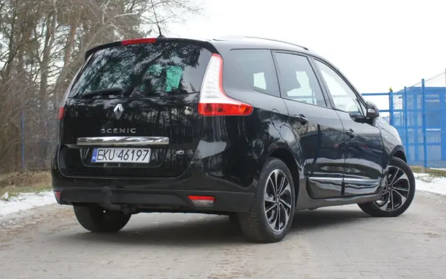 RENAULT Grand Scenic Energy dCi 110 S&S Bose Edition