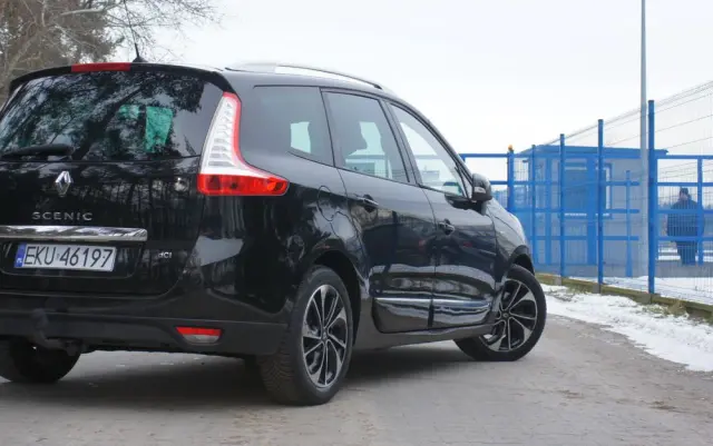 RENAULT Grand Scenic Energy dCi 110 S&S Bose Edition