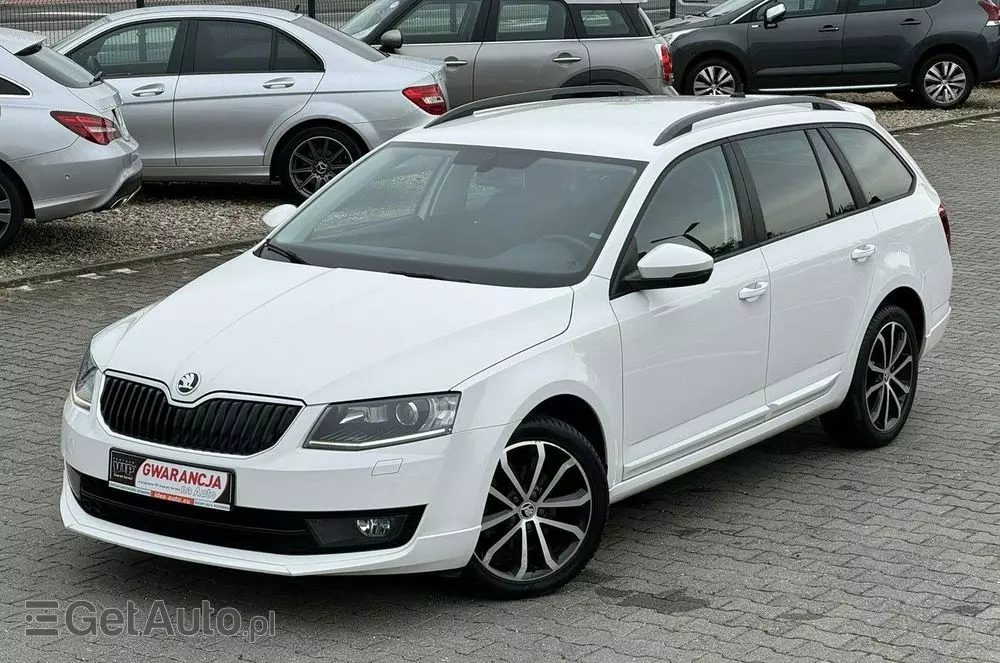 SKODA Octavia 