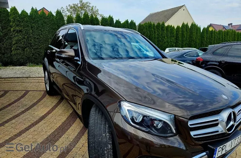 MERCEDES-BENZ GLC 