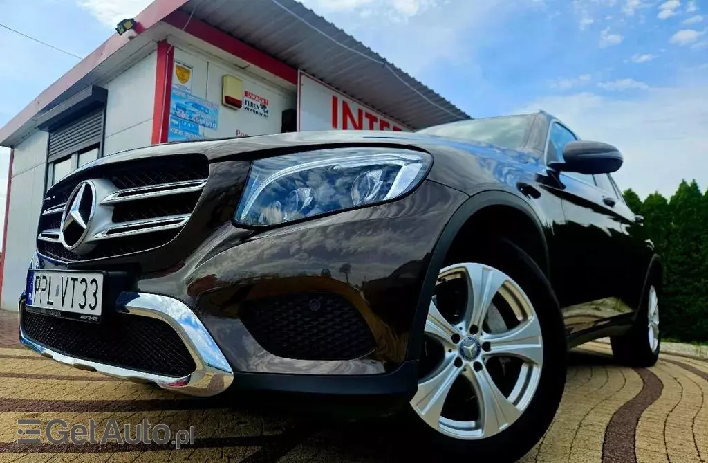 MERCEDES-BENZ GLC 