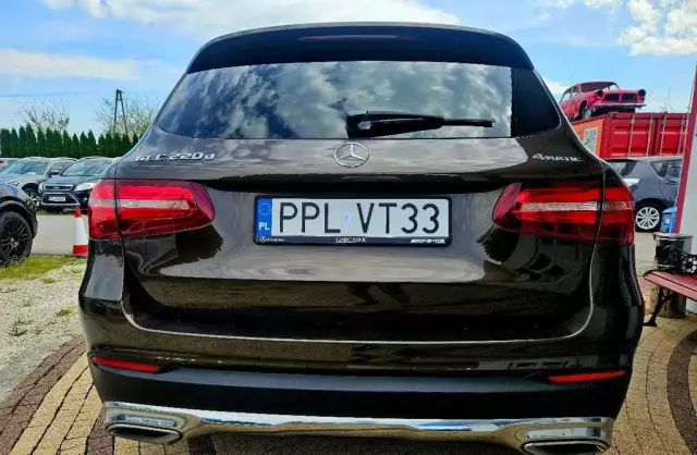 MERCEDES-BENZ GLC 