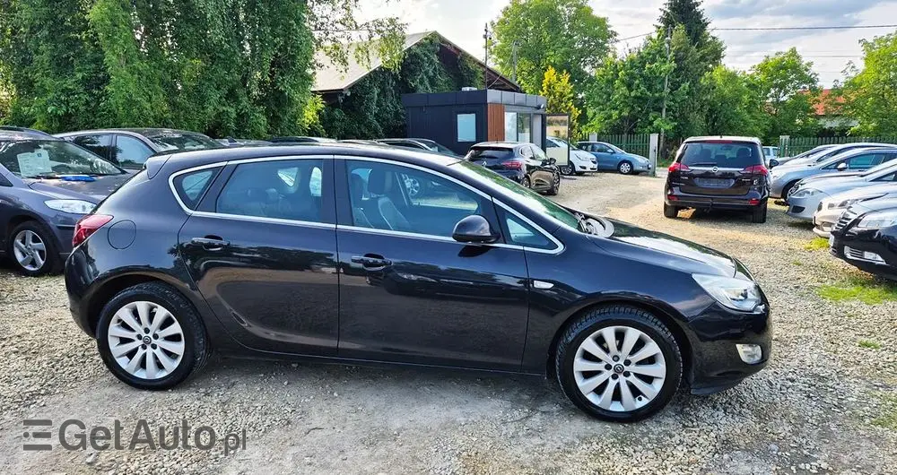 OPEL Astra 1.6 Exklusiv