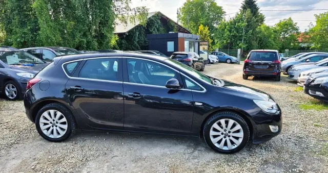 OPEL Astra 1.6 Exklusiv
