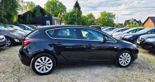 OPEL Astra 1.6 Exklusiv