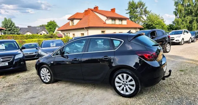 OPEL Astra 1.6 Exklusiv