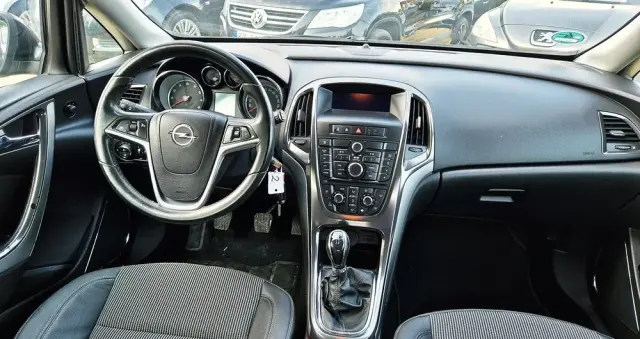 OPEL Astra 1.6 Exklusiv