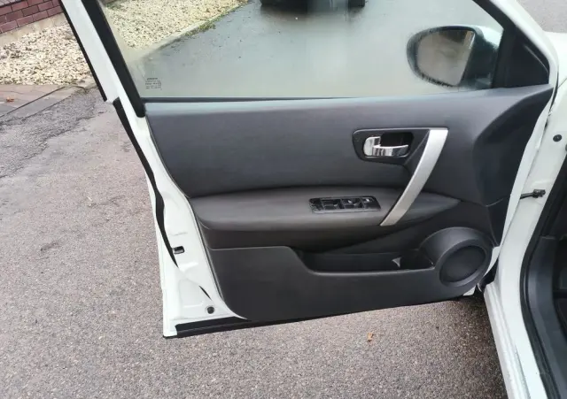 NISSAN Qashqai+2 1.6 acenta