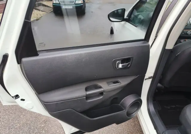 NISSAN Qashqai+2 1.6 acenta