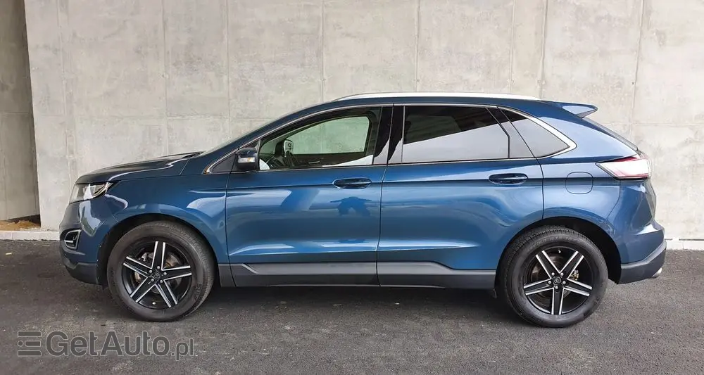 FORD Edge 2.0 TDCi Twin-Turbo 4WD Titanium