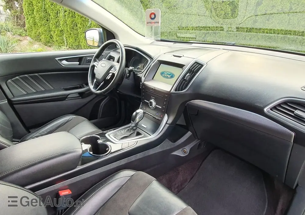 FORD Edge 2.0 TDCi Twin-Turbo 4WD Titanium