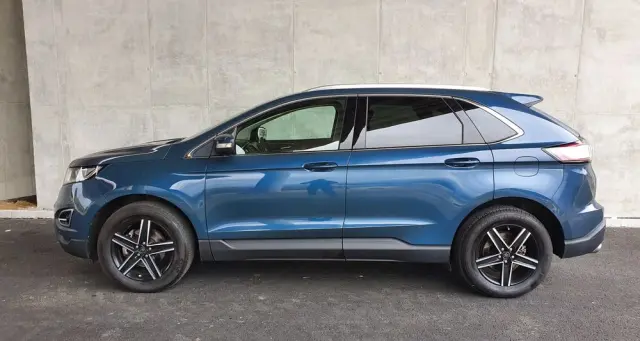 FORD Edge 2.0 TDCi Twin-Turbo 4WD Titanium