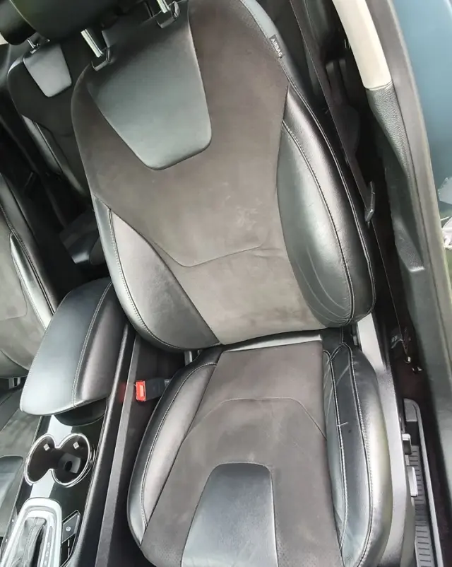 FORD Edge 2.0 TDCi Twin-Turbo 4WD Titanium