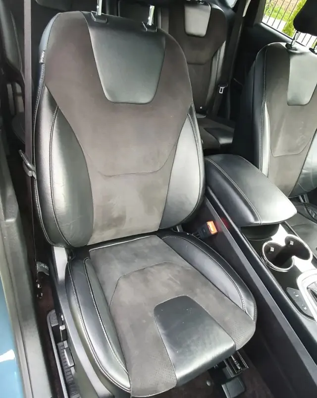 FORD Edge 2.0 TDCi Twin-Turbo 4WD Titanium