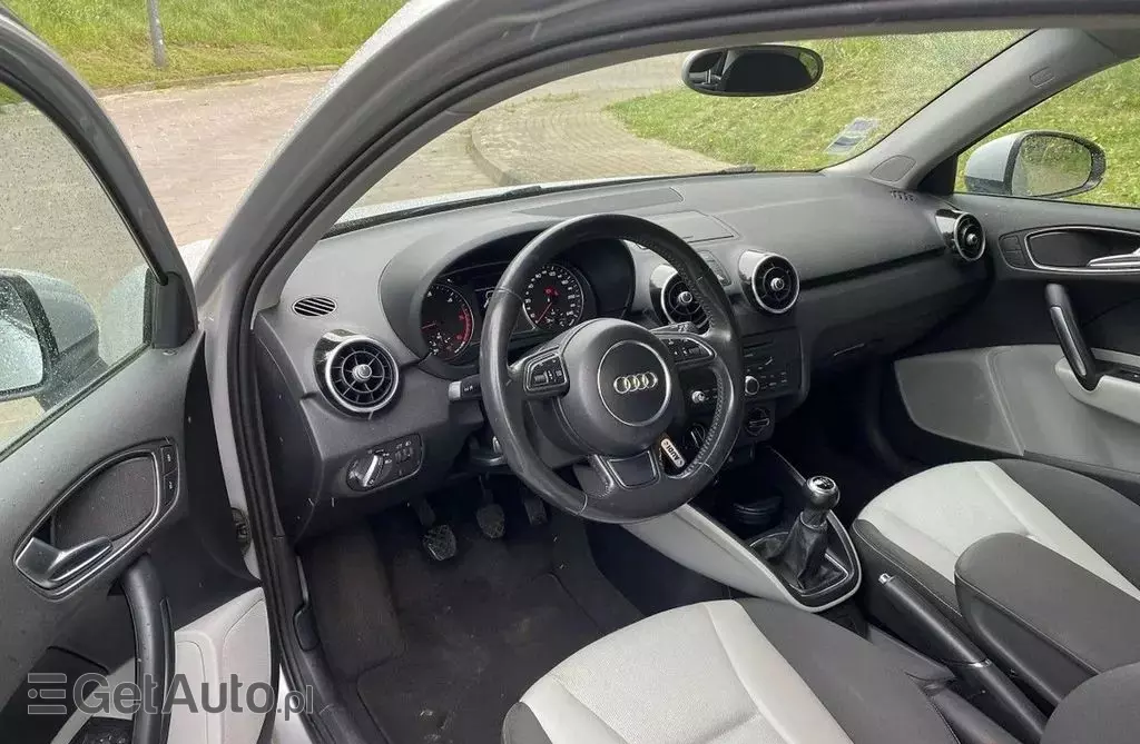AUDI A1 