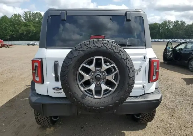 FORD Bronco 2.7 EcoBoost V6 Badlands