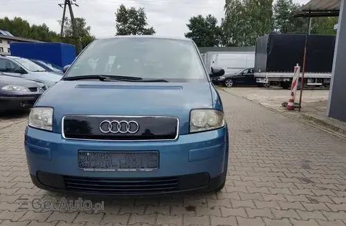 AUDI A2 