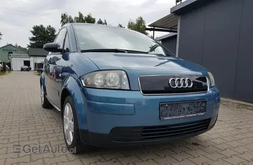 AUDI A2 