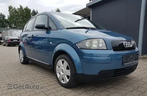 AUDI A2 