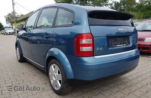 AUDI A2 