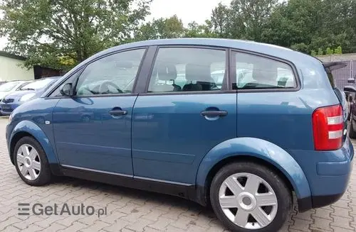 AUDI A2 