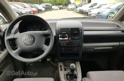 AUDI A2 