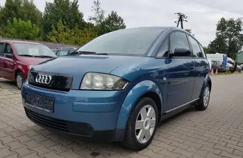 AUDI A2 