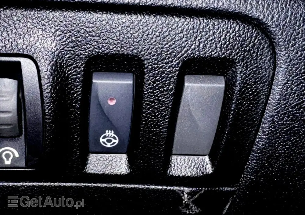 RENAULT Megane 1.3 TCe FAP Intens EDC