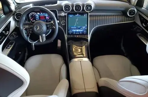 MERCEDES-BENZ GLC 